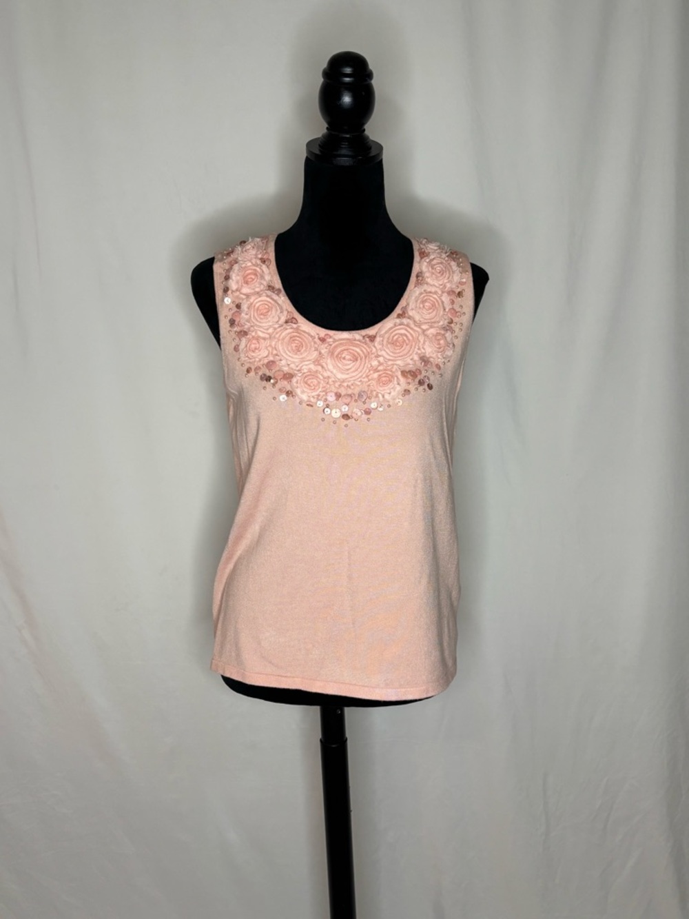 Ruby Rd. Peach/Blush Sleeveless Floral Applique Tank